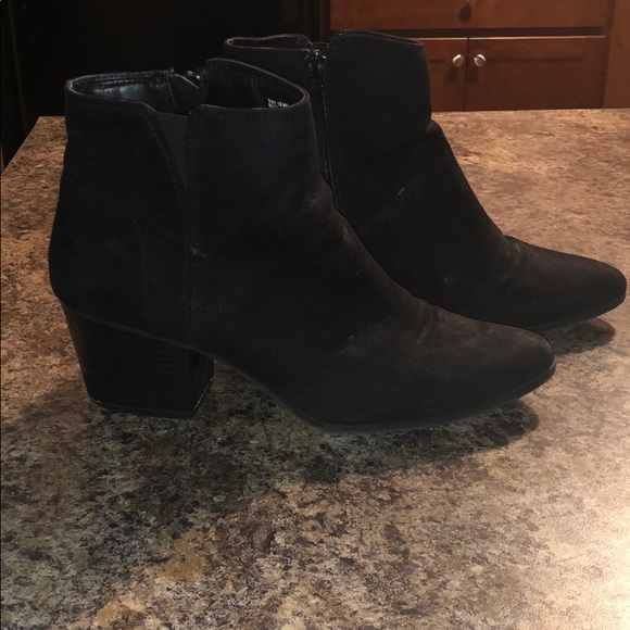 Black booties - Picture 1 of 2